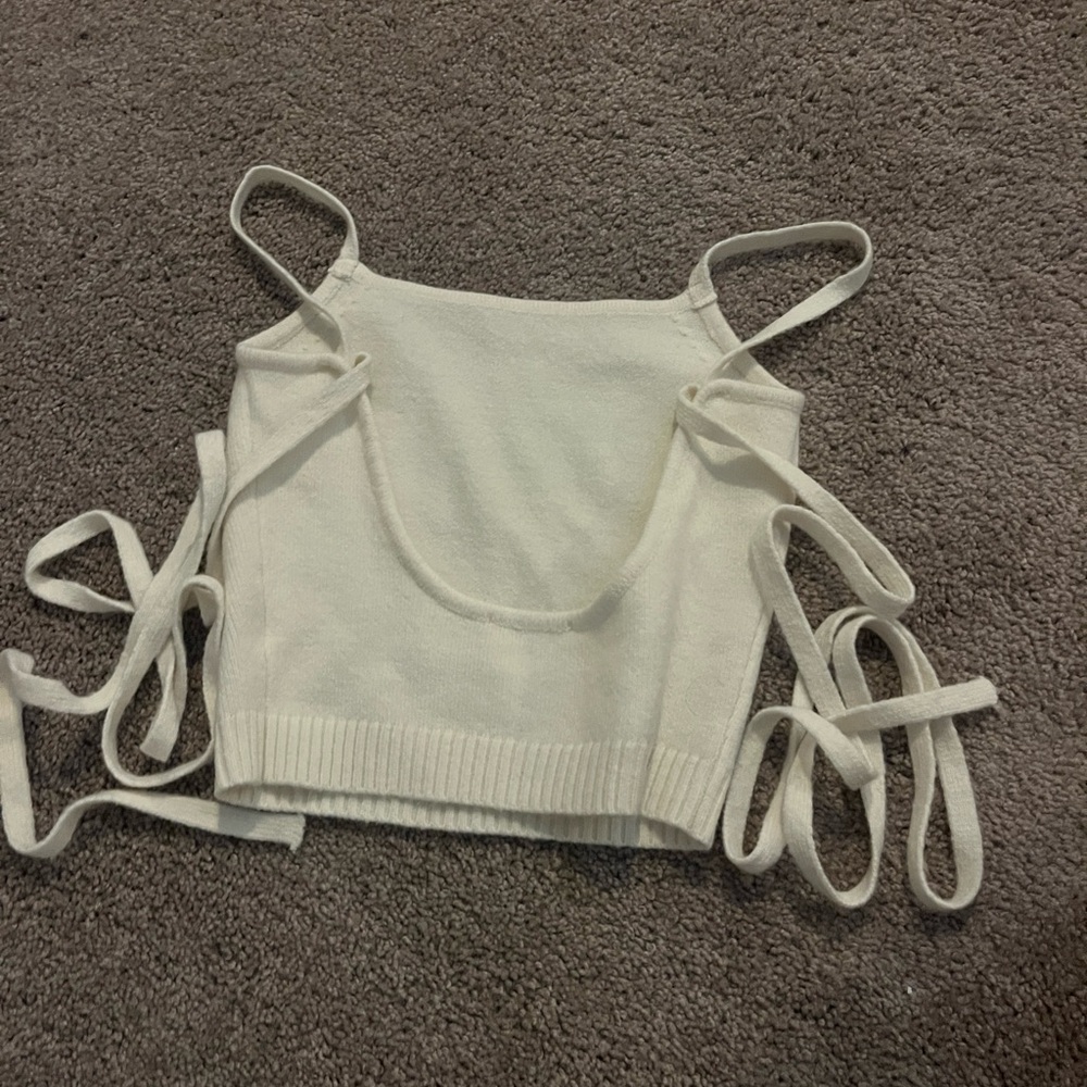 Tie back knit tank top